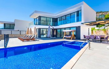 Villa Aquamarine
