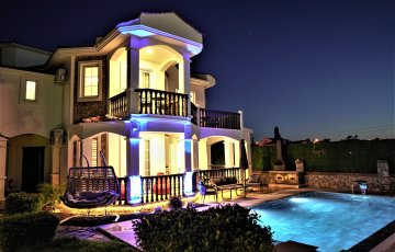 Villa Nazende